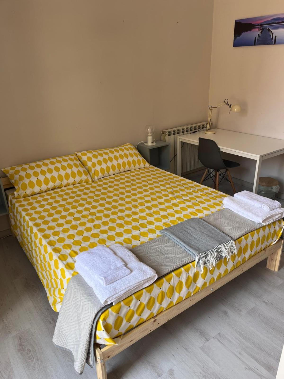 Bed & Breakfast La Sicula Atene House 200 Mt From Metro Giuffrida *