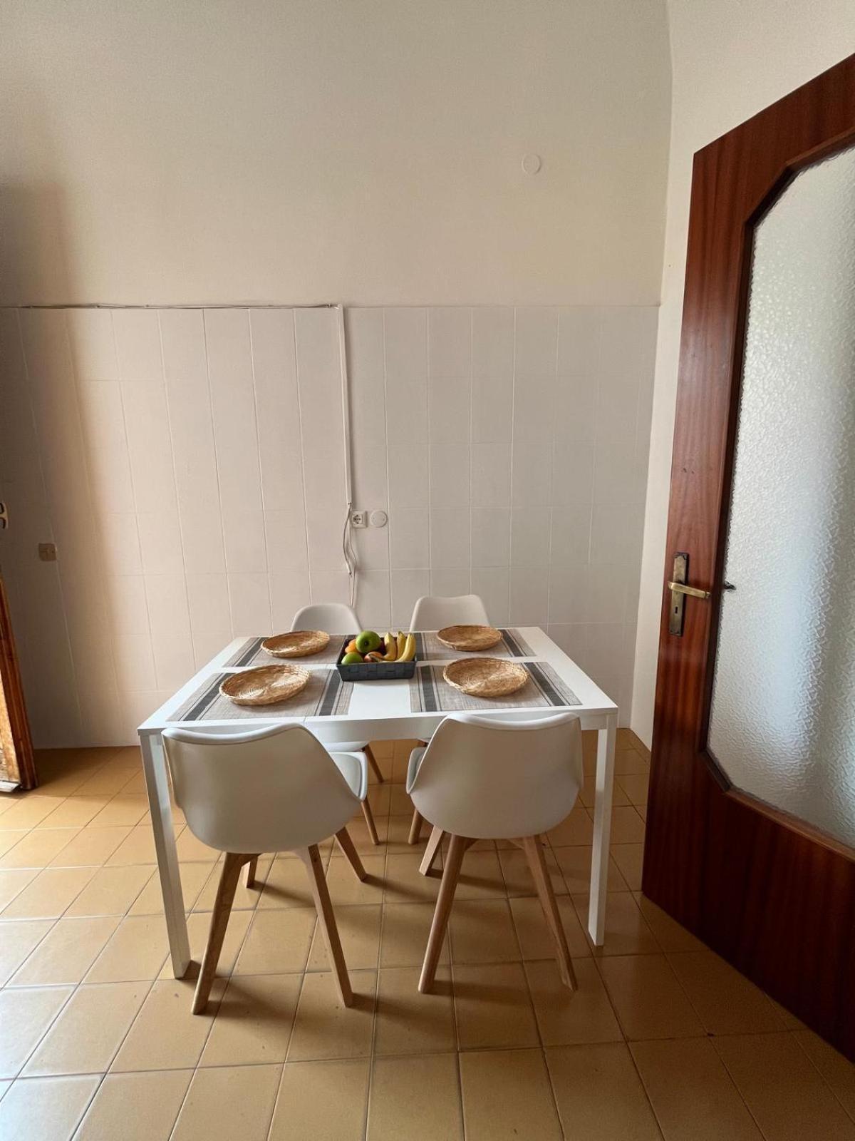 Bed & Breakfast La Sicula Atene House 200 Mt From Metro Giuffrida