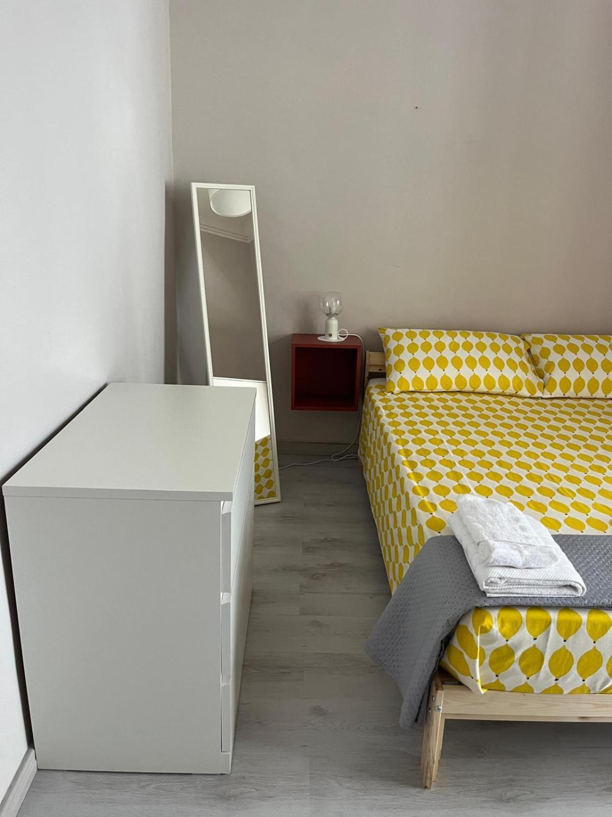 Bed & Breakfast La Sicula Atene House 200 Mt From Metro Giuffrida *