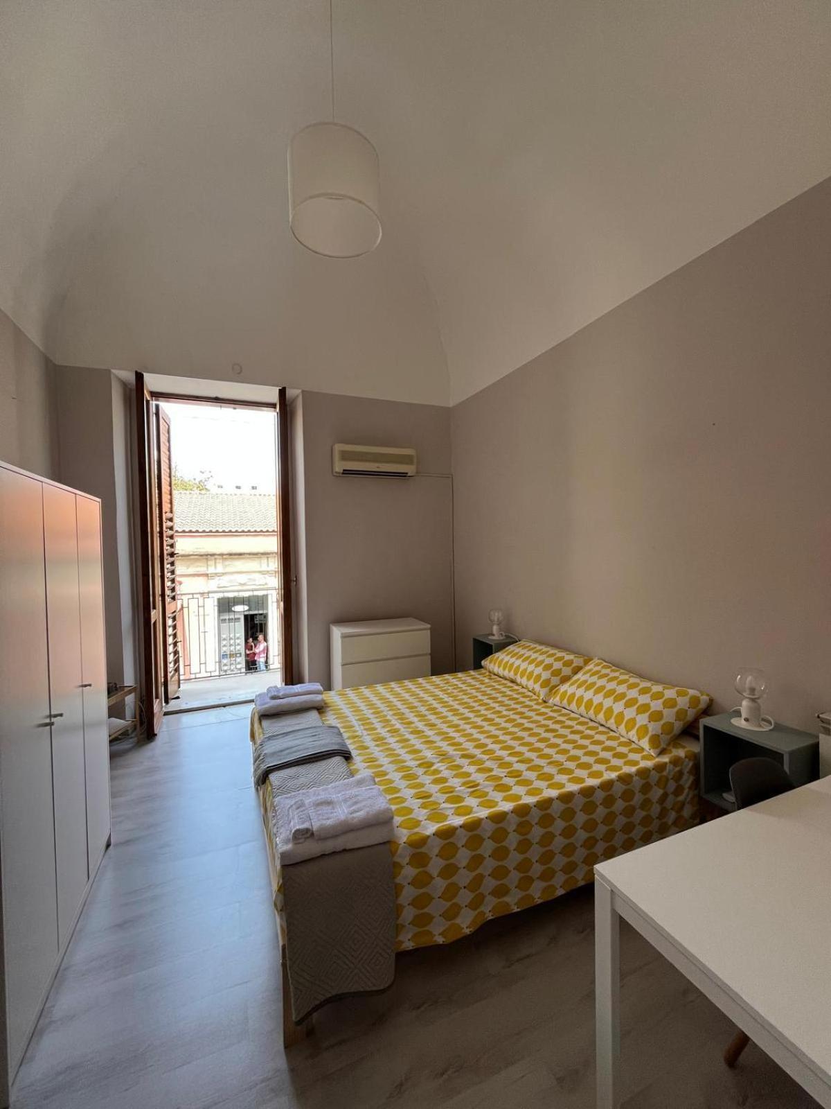 La Sicula Atene House 200 Mt From Metro Giuffrida *