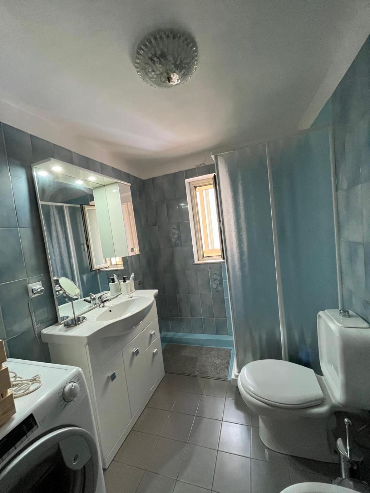 La Sicula Atene House 200 Mt From Metro Giuffrida Bed & Breakfast
